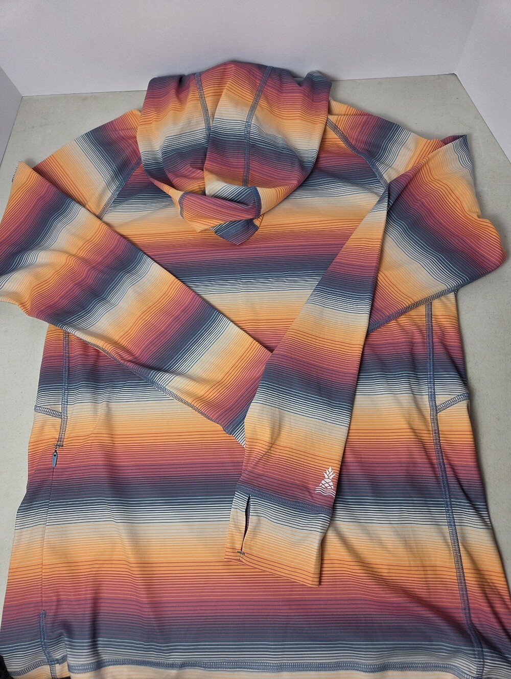 Chubbies Mens Sun Hoodie Orange Striped Print Medium Active Vacation Resort